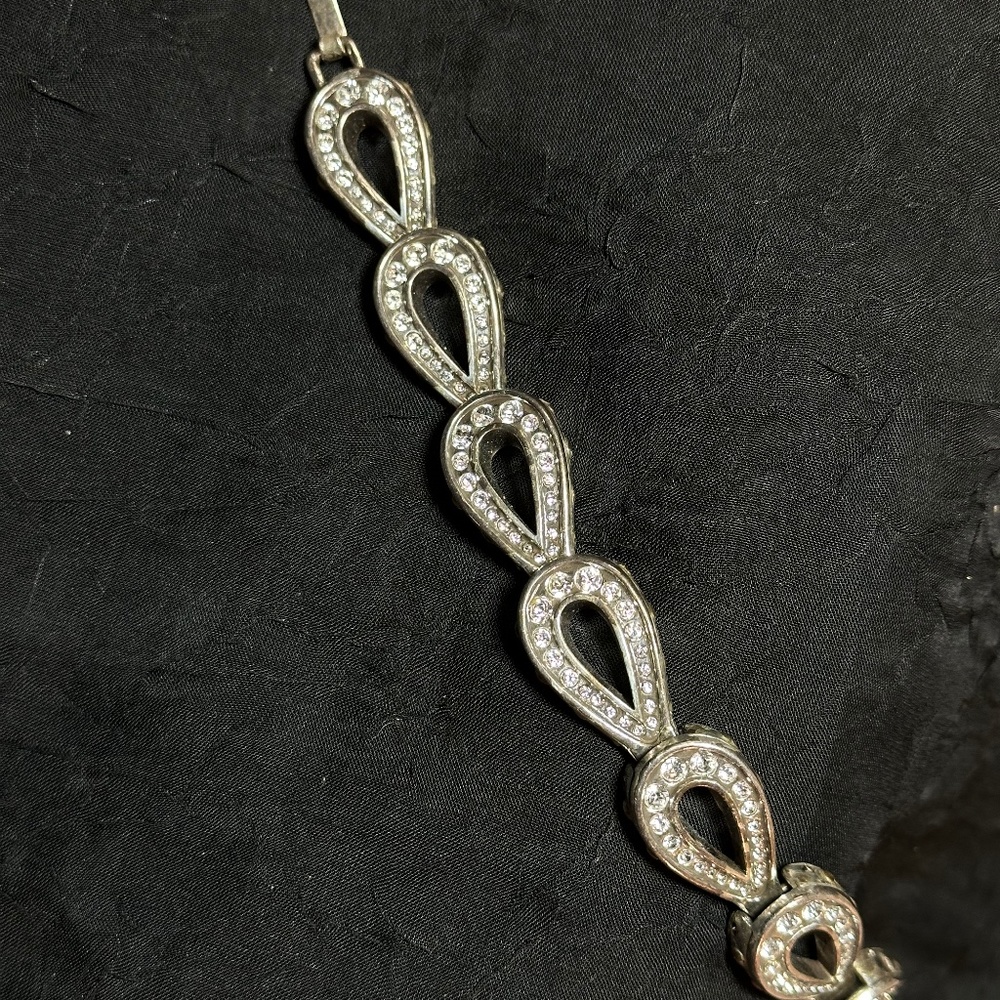 Brighton Plaza Teardrop Hearts Bracelet
